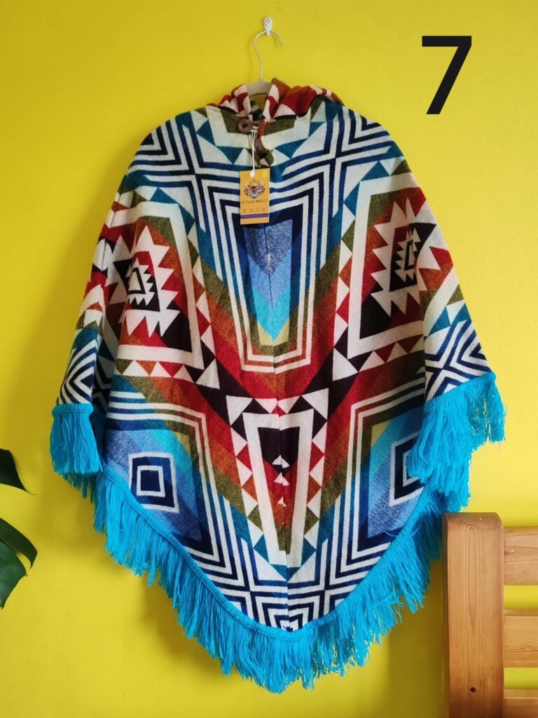 Artisanal Highland Poncho Nº 7